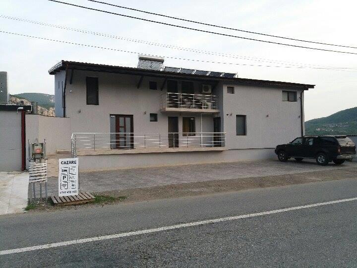 Vila Hercules Dubova Bagian luar foto